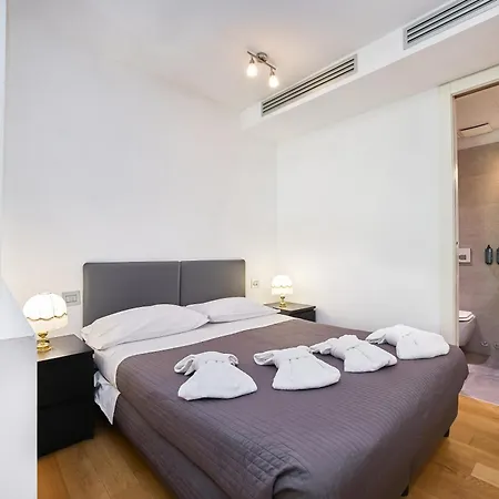 Apartman Hella Urbana 152 *