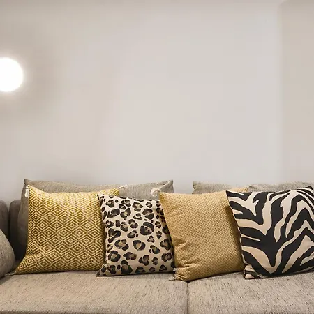 Apartamento Hella Urbana 152 *
